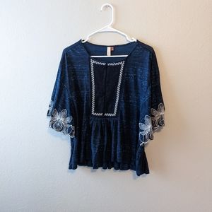 NWOT Pilcro for Anthropologie Blue Orchid Embroidered Blouse Ruffle Hem Top XS